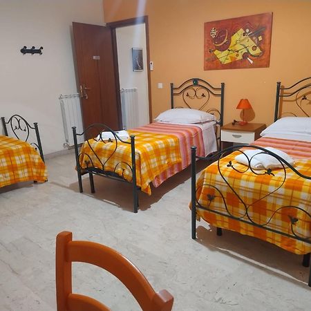 L'Attico Affittacamere B&B カタンザーロ エクステリア 写真