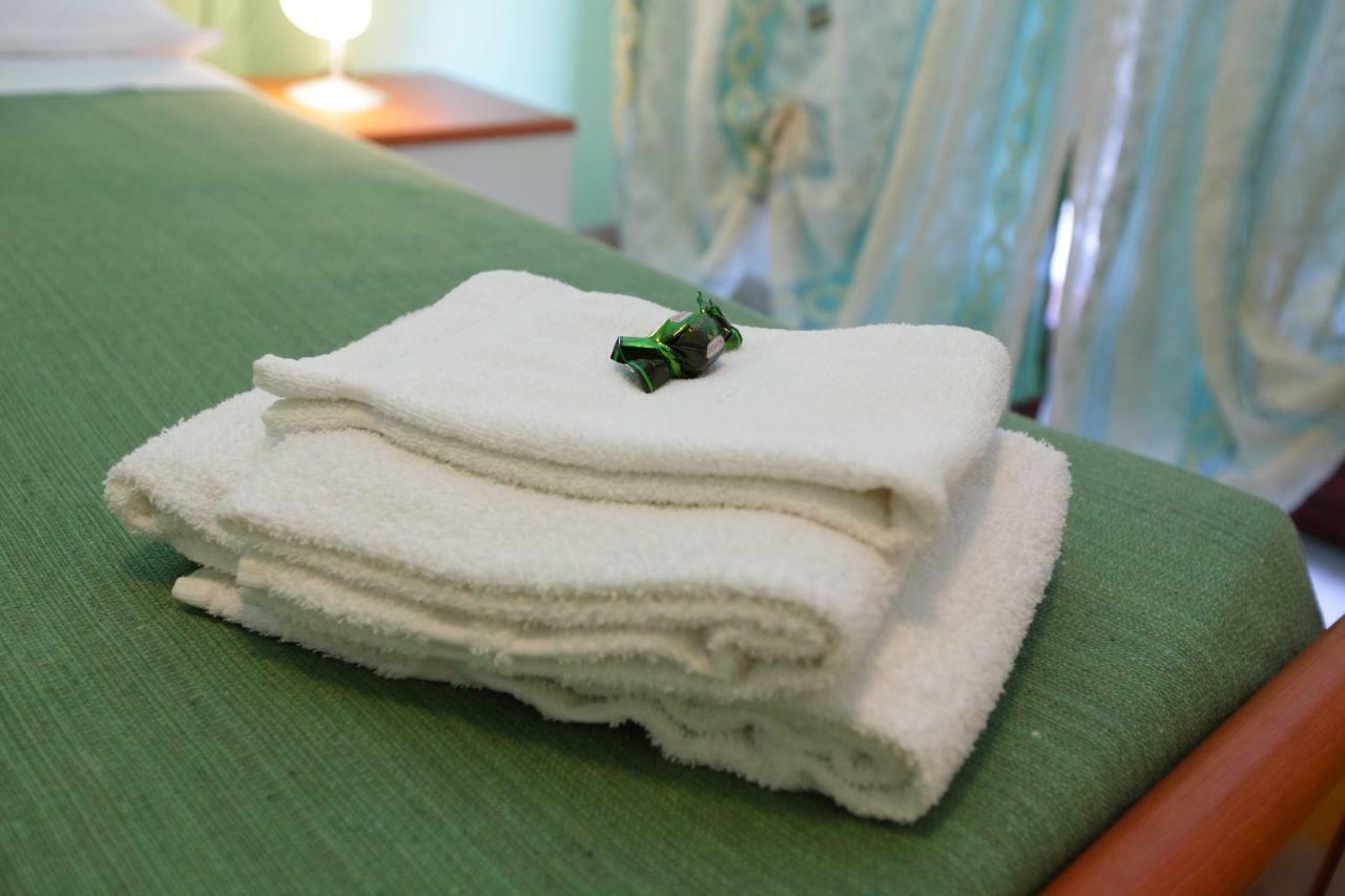 L'Attico Affittacamere B&B カタンザーロ エクステリア 写真