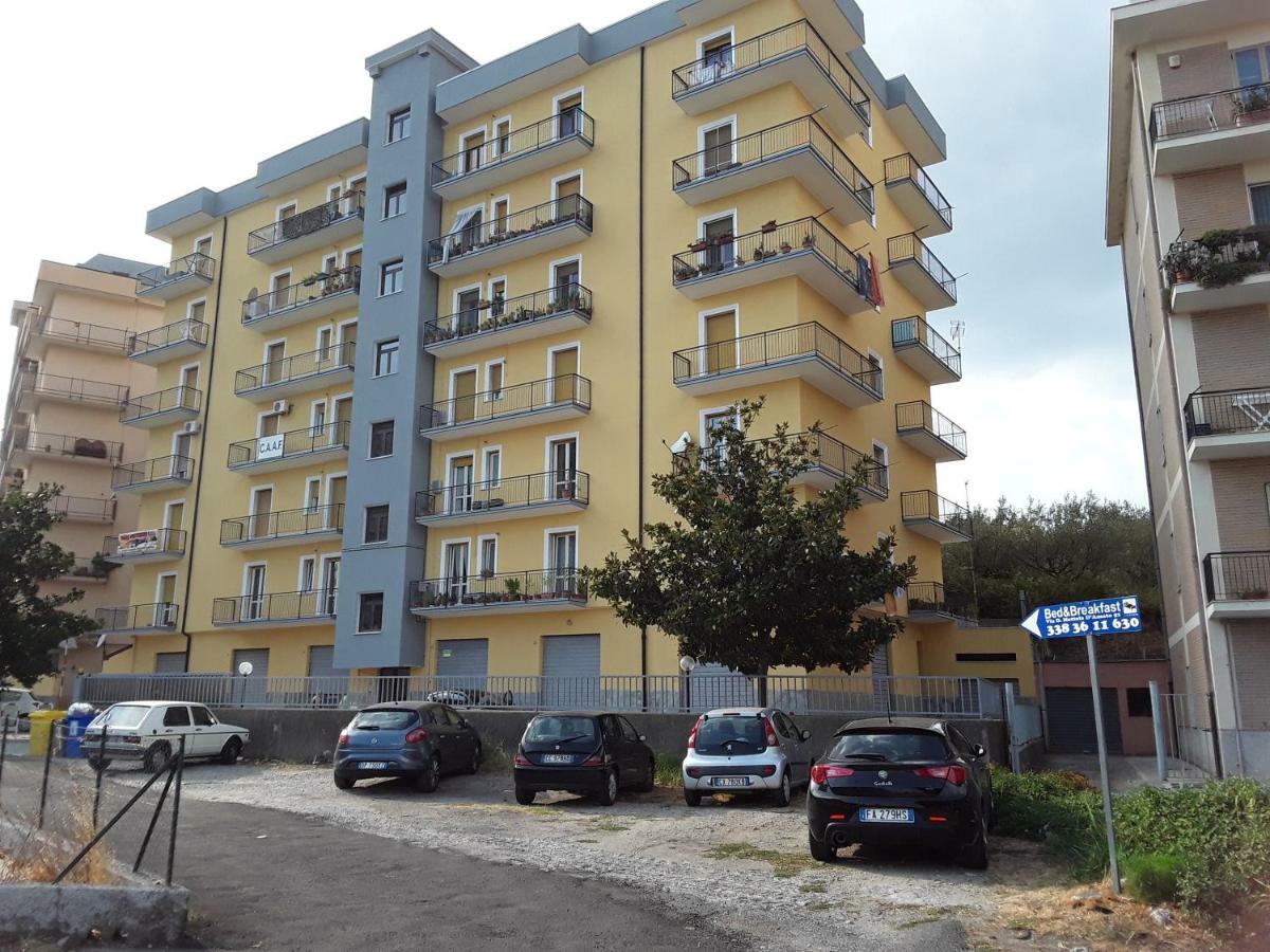 L'Attico Affittacamere B&B カタンザーロ エクステリア 写真
